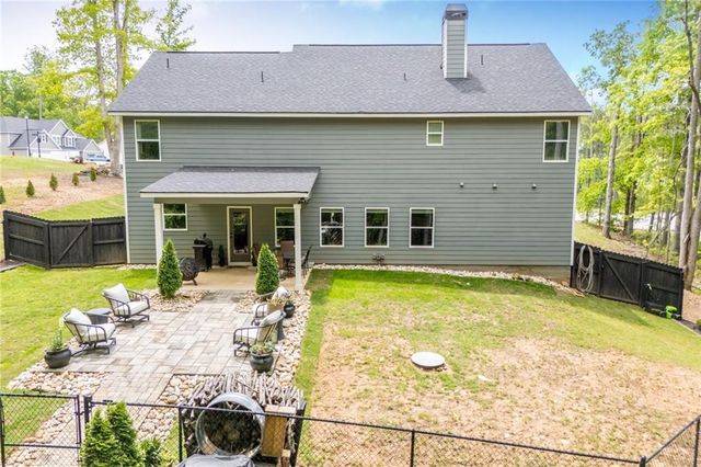 405 Adler Point, Carrollton, GA 30117