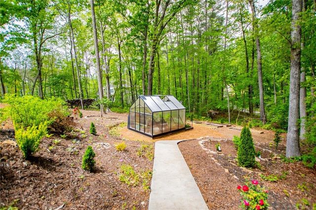 405 Adler Point, Carrollton, GA 30117