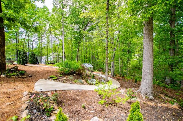 405 Adler Point, Carrollton, GA 30117