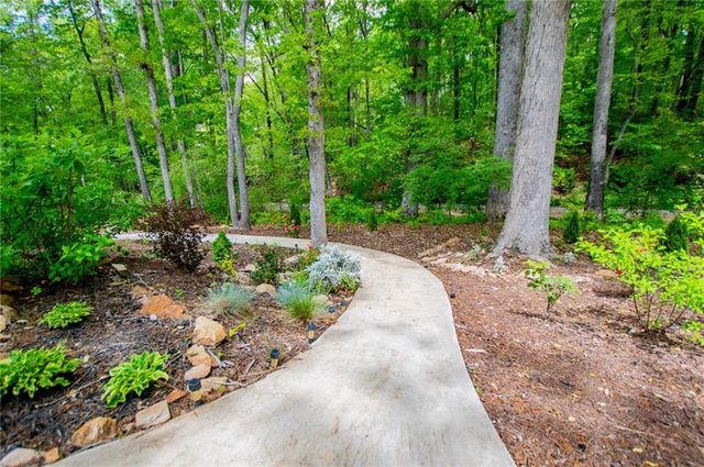 405 Adler Point, Carrollton, GA 30117