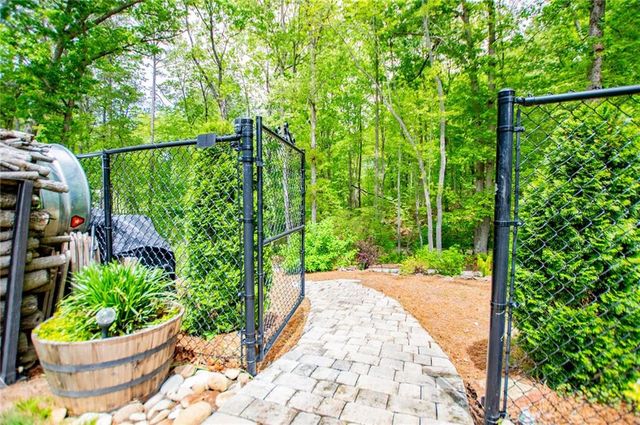 405 Adler Point, Carrollton, GA 30117