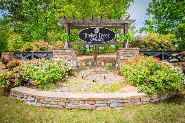 405 Adler Point, Carrollton, GA 30117