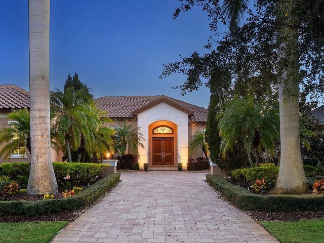 16206 BAYCROSS DRIVE, Lakewood Ranch, FL 34202