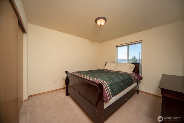 1715 N Bridgewood Lane, Ellensburg, WA 98926