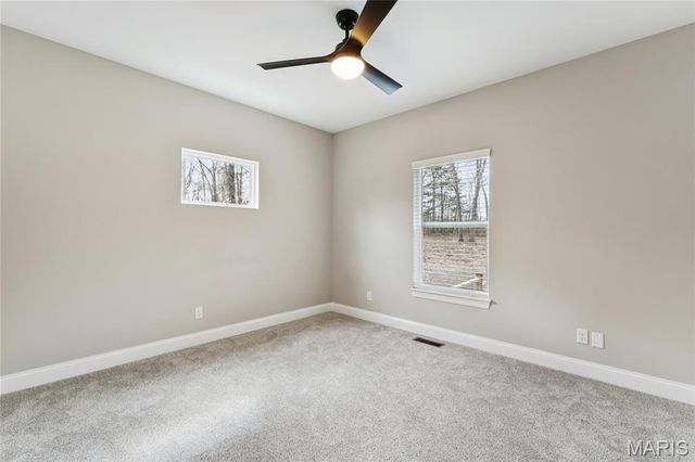 619 North Ethlyn Road, Winfield, MO 63389