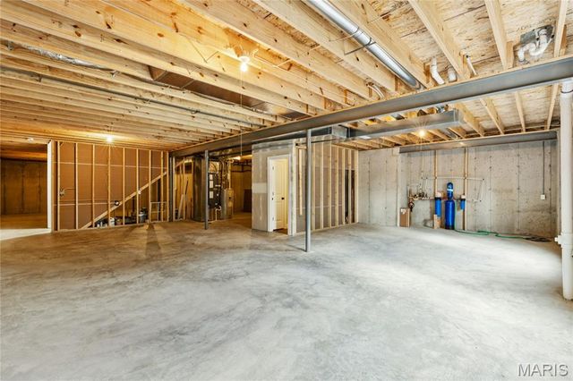 619 North Ethlyn Road, Winfield, MO 63389