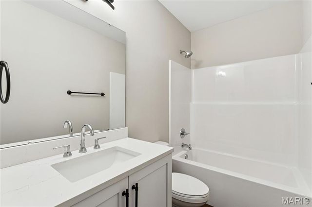 619 North Ethlyn Road, Winfield, MO 63389