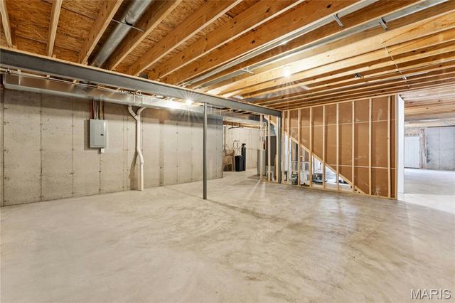 619 North Ethlyn Road, Winfield, MO 63389