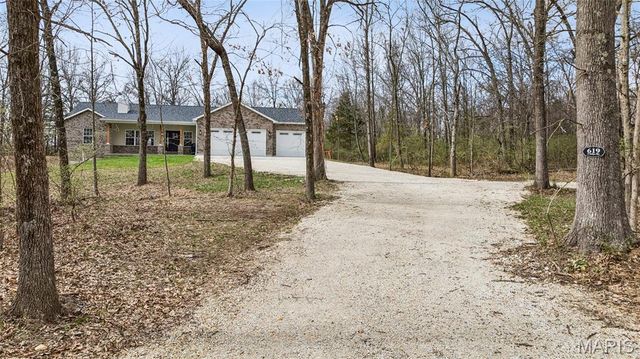 619 North Ethlyn Road, Winfield, MO 63389