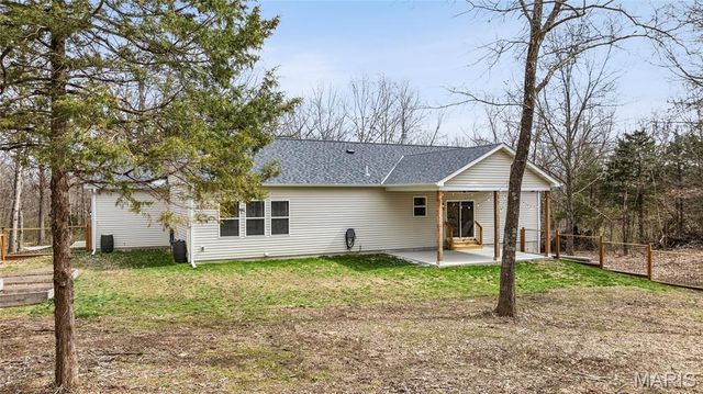 619 North Ethlyn Road, Winfield, MO 63389