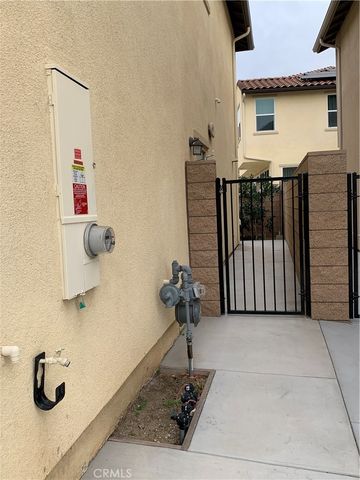 908 Werly Dr, Pomona, CA 91768