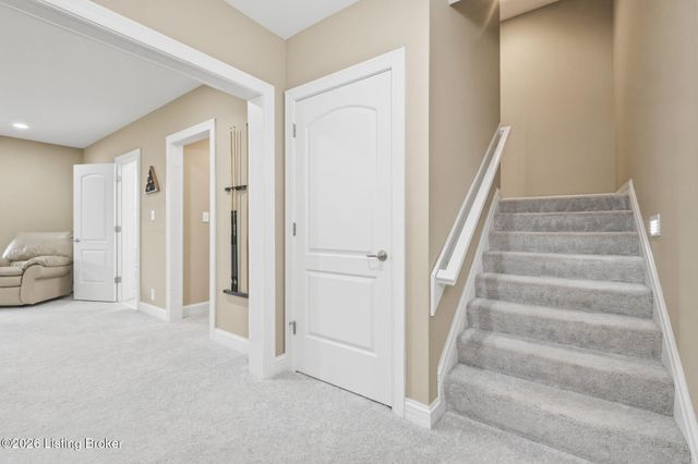 13304 Ashford Cir, Goshen, KY 40026