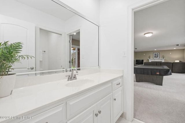13304 Ashford Cir, Goshen, KY 40026