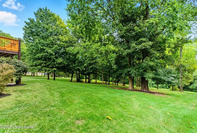 13304 Ashford Cir, Goshen, KY 40026