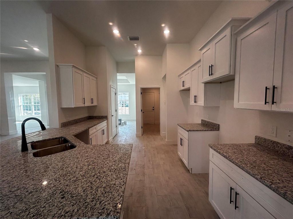 Image 6 of property listing at 498 SANTIGUAY STREET, Punta Gorda, FL 33983