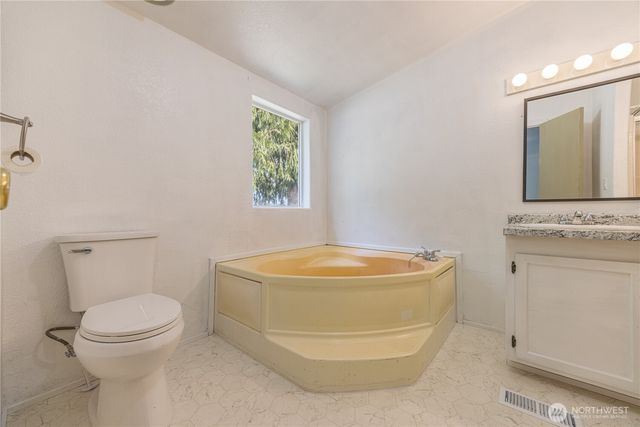 202 Home Lane, Port Angeles, WA 98362