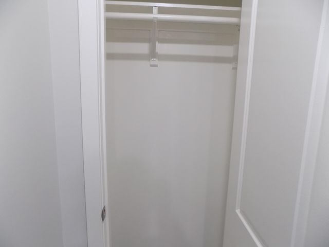 760 TIDBALL AVE, Centralia, MO 65240