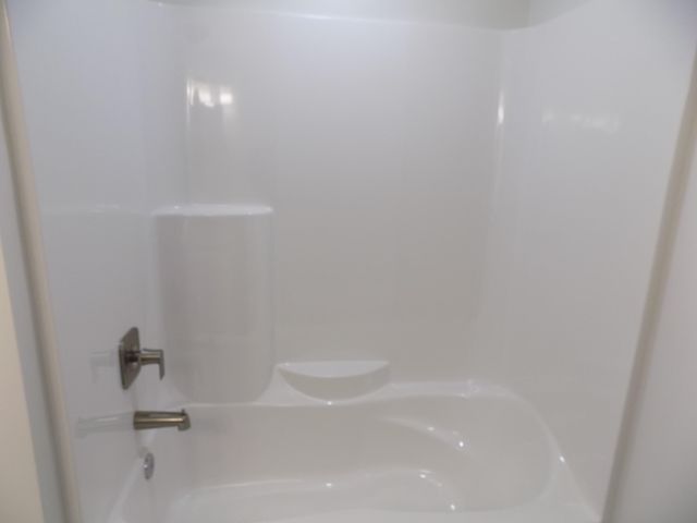 760 TIDBALL AVE, Centralia, MO 65240