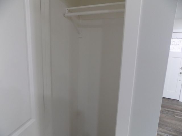 760 TIDBALL AVE, Centralia, MO 65240