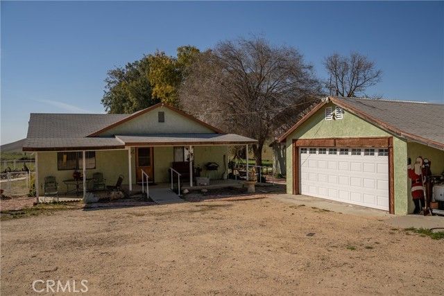 3160 Gillis Canyon Road, Shandon, CA 93461