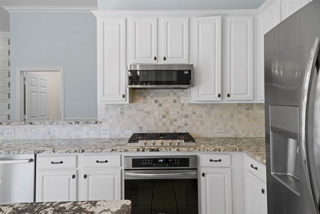2768 Club Ridge Drive, Lewisville, TX 75067