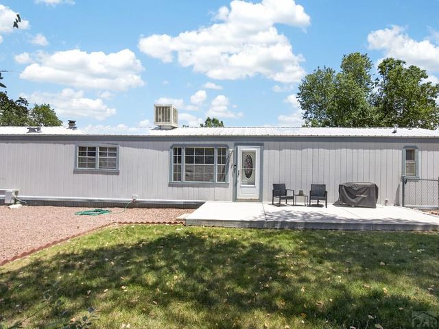 333 E Countryside Dr, Pueblo West, CO 81007