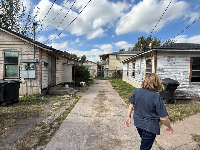 4011, 4017 Terry Street, Houston, TX 77009