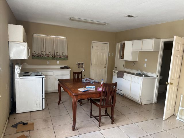 4011, 4017 Terry Street, Houston, TX 77009