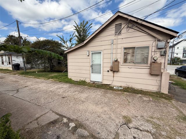 4011, 4017 Terry Street, Houston, TX 77009