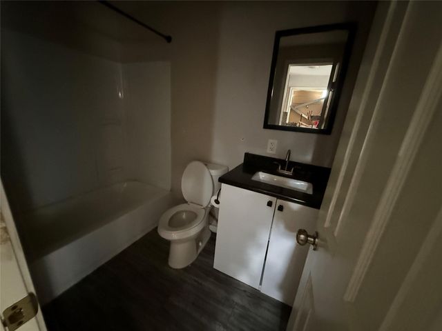 4011, 4017 Terry Street, Houston, TX 77009