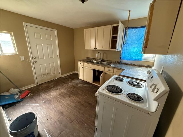 4011, 4017 Terry Street, Houston, TX 77009