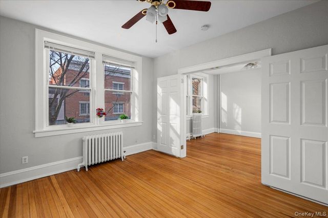 548 Warburton Avenue 2W, Hastings-on-hudson, NY 10706