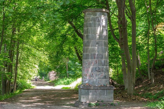 548 Warburton Avenue 2W, Hastings-on-hudson, NY 10706