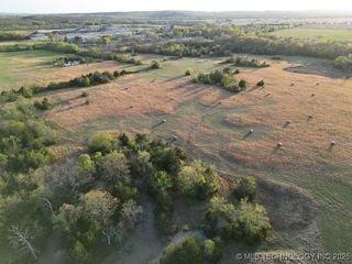 037 Highway 9, Eufaula, OK 74432