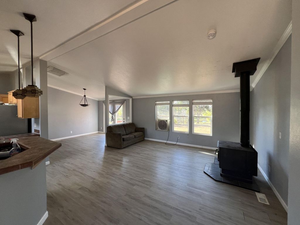 16355 Basler Road, Cottonwood, CA 96022