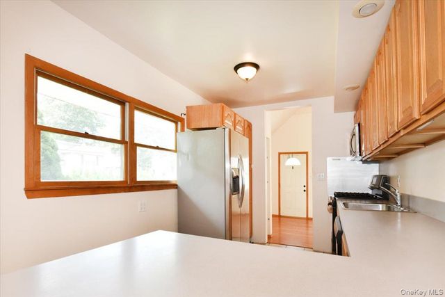 257 Maple Street, Massapequa Park, NY 11762