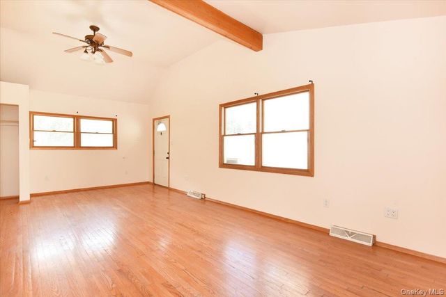 257 Maple Street, Massapequa Park, NY 11762