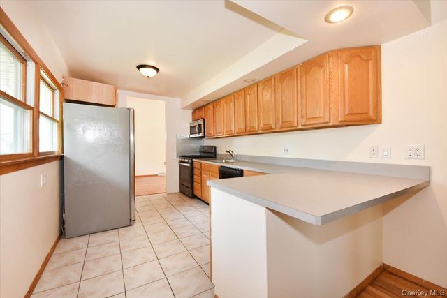 257 Maple Street, Massapequa Park, NY 11762