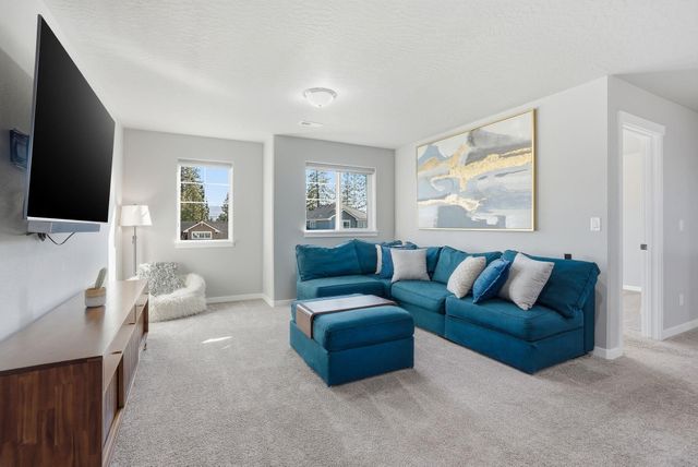 9111 N Rosebury Ln, Spokane, WA 99208