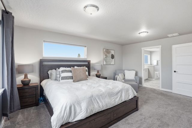 9111 N Rosebury Ln, Spokane, WA 99208