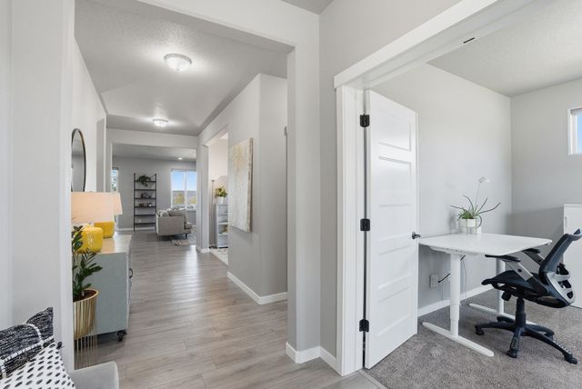 9111 N Rosebury Ln, Spokane, WA 99208