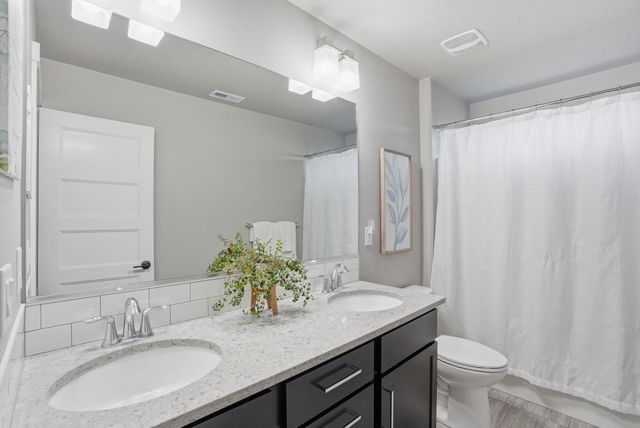 9111 N Rosebury Ln, Spokane, WA 99208