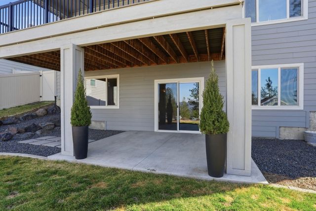 9111 N Rosebury Ln, Spokane, WA 99208