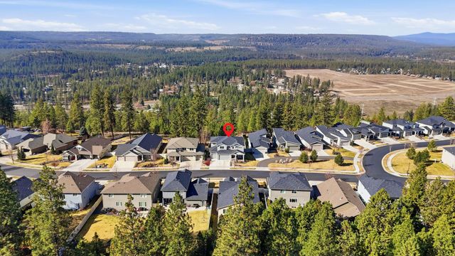 9111 N Rosebury Ln, Spokane, WA 99208