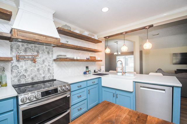 10823 Windswept, Montgomery, TX 77356