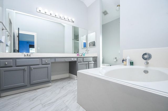 10823 Windswept, Montgomery, TX 77356