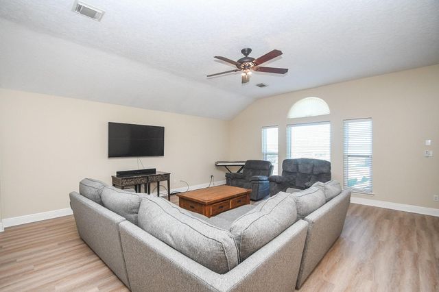 10823 Windswept, Montgomery, TX 77356