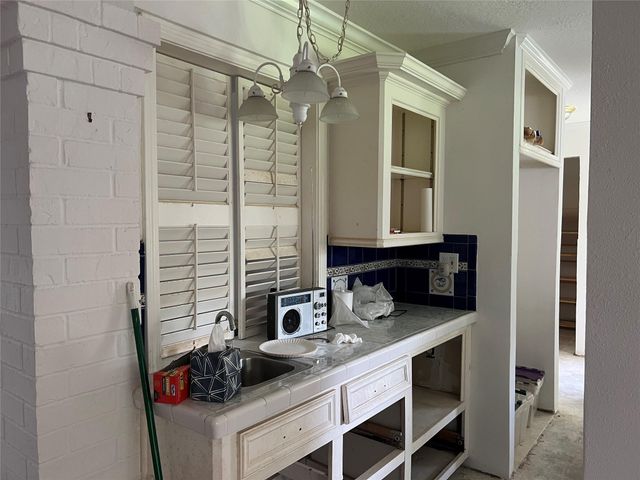11327 Birchwood Drive, Humble, TX 77338