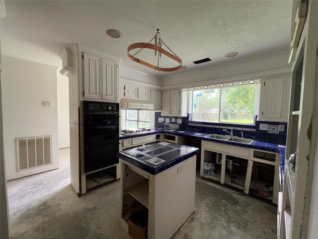 11327 Birchwood Drive, Humble, TX 77338