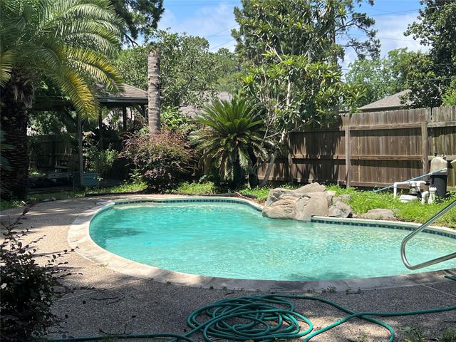 11327 Birchwood Drive, Humble, TX 77338